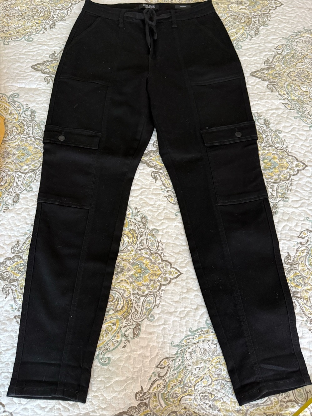 Judy Blue Black Tapered -Leg Cargo Joggers